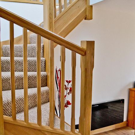 Dove Cottage Ampney Crucis エクステリア 写真